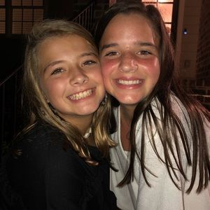 Meet your Posher, Caroline